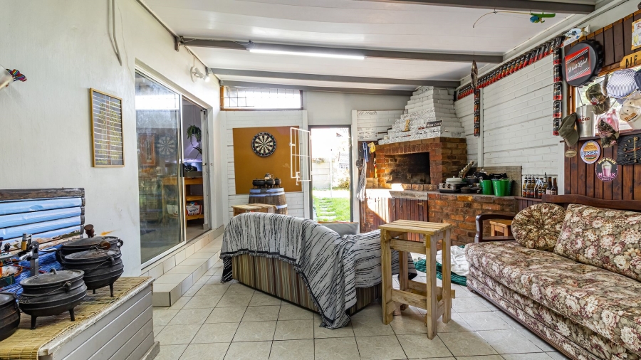 4 Bedroom Property for Sale in Vredenburg Western Cape